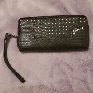 Guess wallet never used